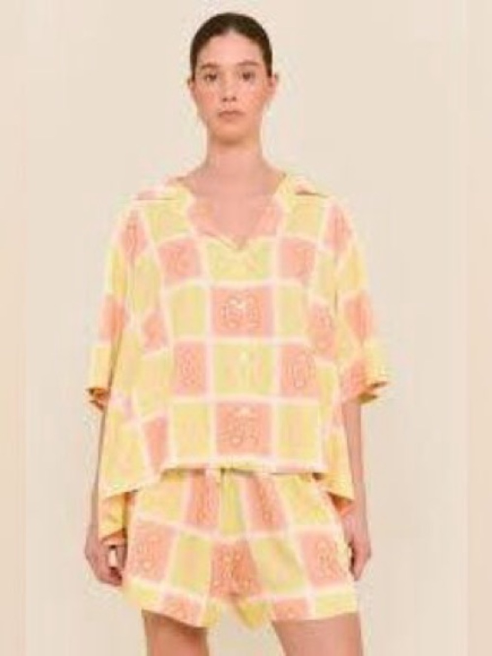 NWT / Piyama Gelato lounge set features a yellow and pink / XXl